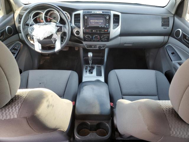 3TMLU4EN3EM144837 - 2014 TOYOTA TACOMA DOUBLE CAB SILVER photo 8
