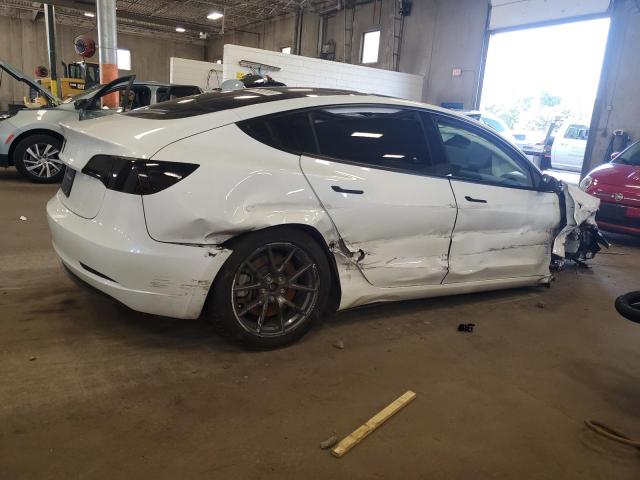 5YJ3E1EA9PF493582 - 2023 TESLA MODEL 3 WHITE photo 3
