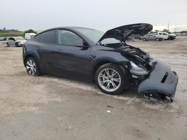 7SAYGDEE9RA253200 - 2024 TESLA MODEL Y CHARCOAL photo 4