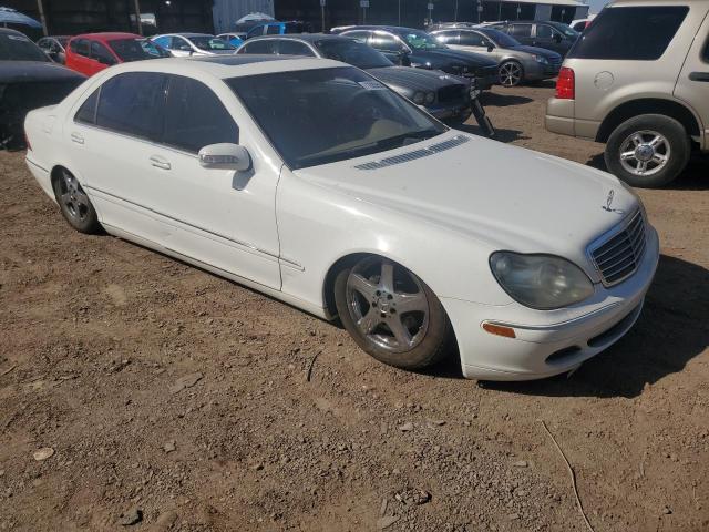 WDBNG70JX5A437166 - 2005 MERCEDES-BENZ S 430 WHITE photo 4