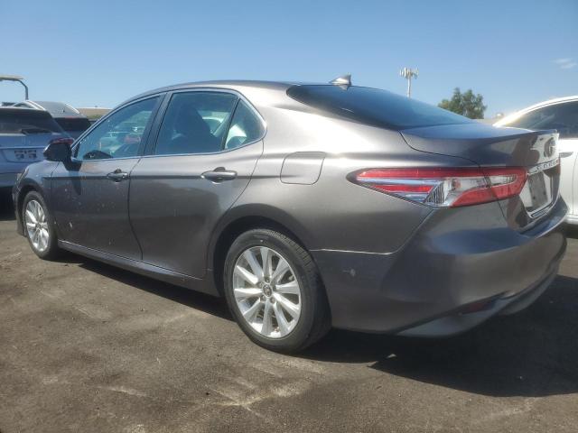 4T1B11HK0KU239394 - 2019 TOYOTA CAMRY L GRAY photo 2