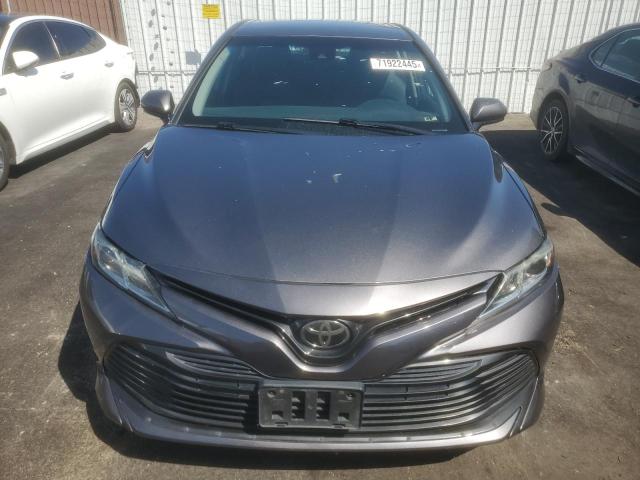 4T1B11HK0KU239394 - 2019 TOYOTA CAMRY L GRAY photo 5