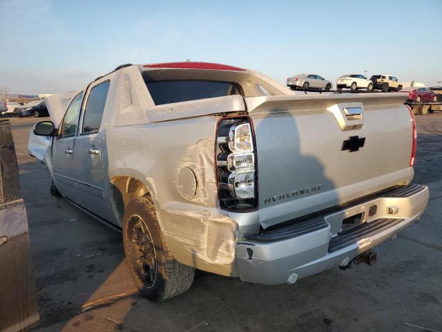 3GNTKGE34BG239463 - 2011 CHEVROLET AVALANCHE LTZ SILVER photo 3