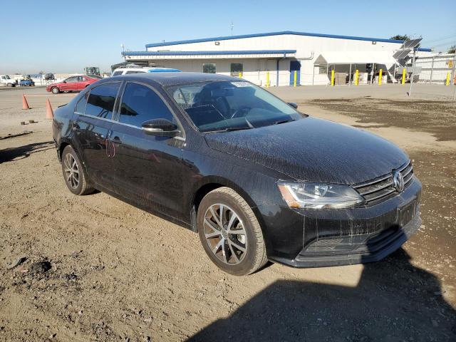 3VWDB7AJ3HM389850 - 2017 VOLKSWAGEN JETTA SE BLACK photo 4