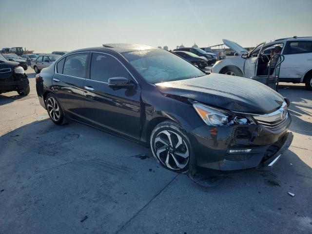 1HGCR2F86HA073120 - 2017 HONDA ACCORD EXL BLACK photo 4