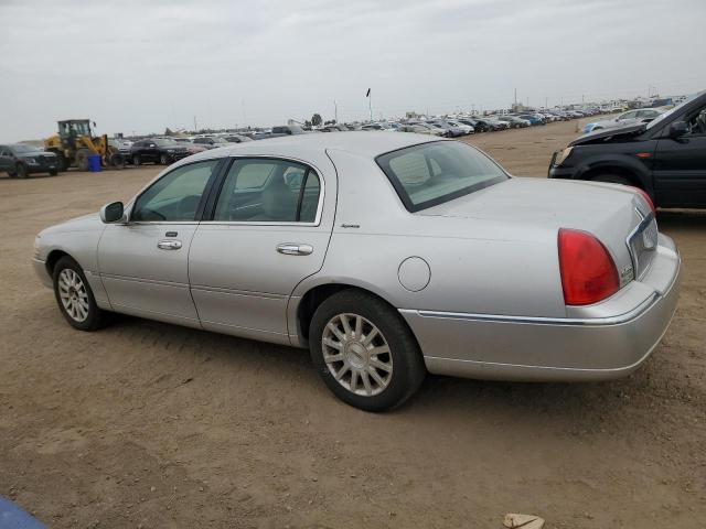 1LNHM81W27Y627170 - 2007 LINCOLN TOWN CAR SIGNATURE 灰色 照片 2