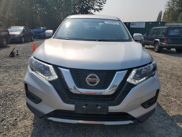 KNMAT2MV8JP504527 - 2018 NISSAN ROGUE S 银色 照片 5