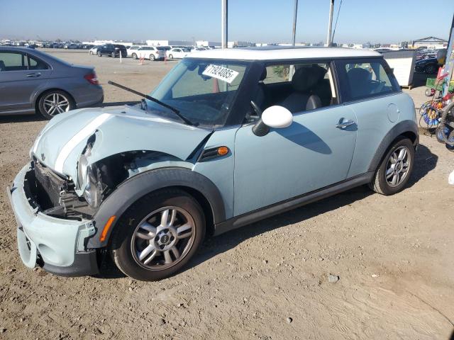 2013 MINI COOPER, 