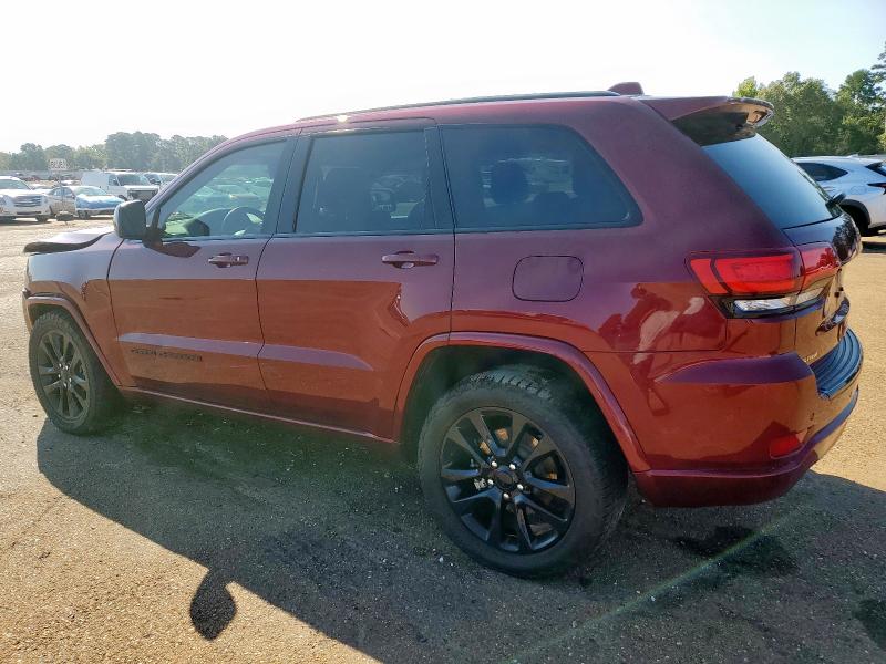 1C4RJEAG8JC277850 - 2018 JEEP GRAND CHER LAREDO BURGUNDY photo 2