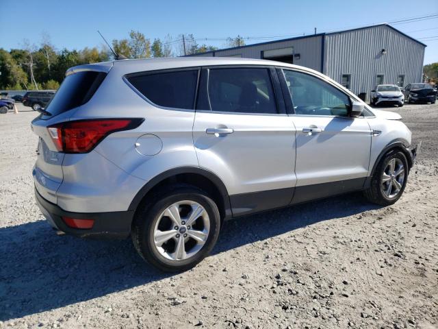 1FMCU0GD1KUA42484 - 2019 FORD ESCAPE SE SILVER photo 3