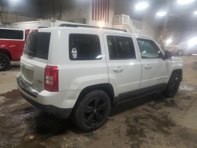 1C4NJPFA0GD599609 - 2016 JEEP PATRIOT LATITUDE WHITE photo 3