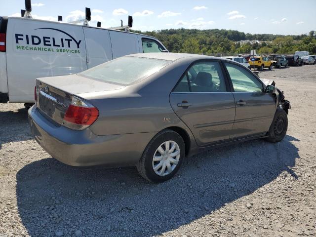 4T1BE30K75U509026 - 2005 TOYOTA CAMRY LE GRAY photo 3