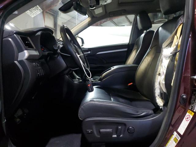5TDJZRFH9JS911972 - 2018 TOYOTA HIGHLANDER SE Бордовый фото 7