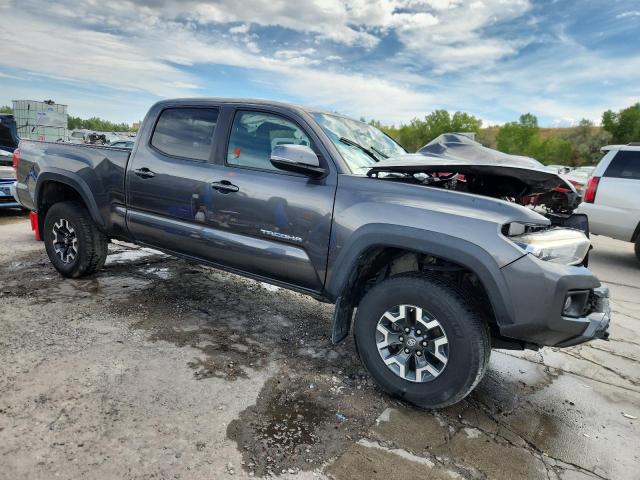 3TMDZ5BN5HM017544 - 2017 TOYOTA TACOMA DOUBLE CAB CHARCOAL photo 4