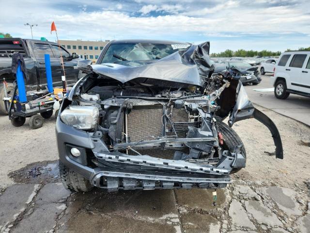 3TMDZ5BN5HM017544 - 2017 TOYOTA TACOMA DOUBLE CAB CHARCOAL photo 5