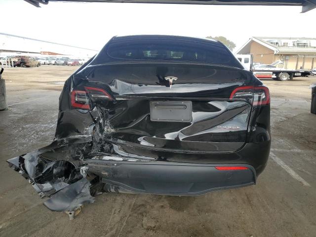 7SAYGDEF7PF715472 - 2023 TESLA MODEL Y შავი ფოტო 6