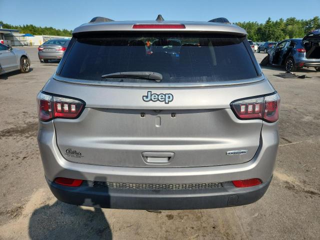 3C4NJCBB1KT652019 - 2019 JEEP COMPASS LATITUDE Silber Foto 6