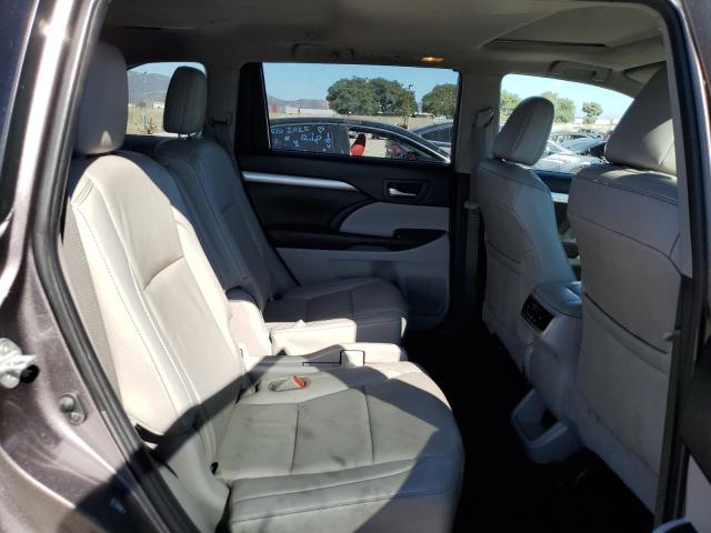 5TDKZRFH0KS315025 - 2019 TOYOTA HIGHLANDER SE CHARCOAL photo 11