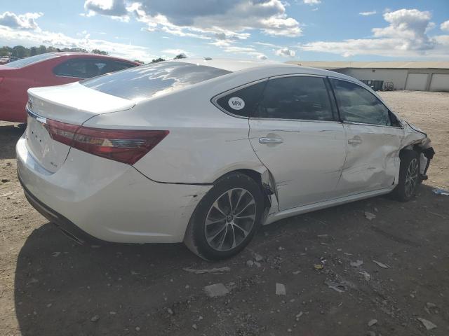 4T1BK1EB1JU278074 - 2018 TOYOTA AVALON XLE თეთრი ფოტო 3