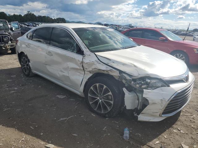 4T1BK1EB1JU278074 - 2018 TOYOTA AVALON XLE თეთრი ფოტო 4
