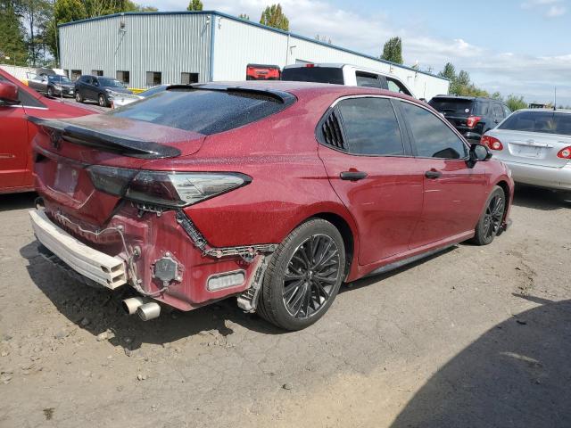 4T1B11HK2JU537105 - 2018 TOYOTA CAMRY L RED photo 3