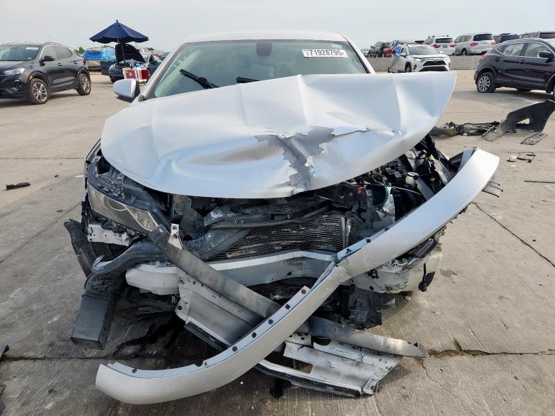 2G1105SA1J9155082 - 2018 CHEVROLET IMPALA LT ვერცხლისფერი ფოტო 5