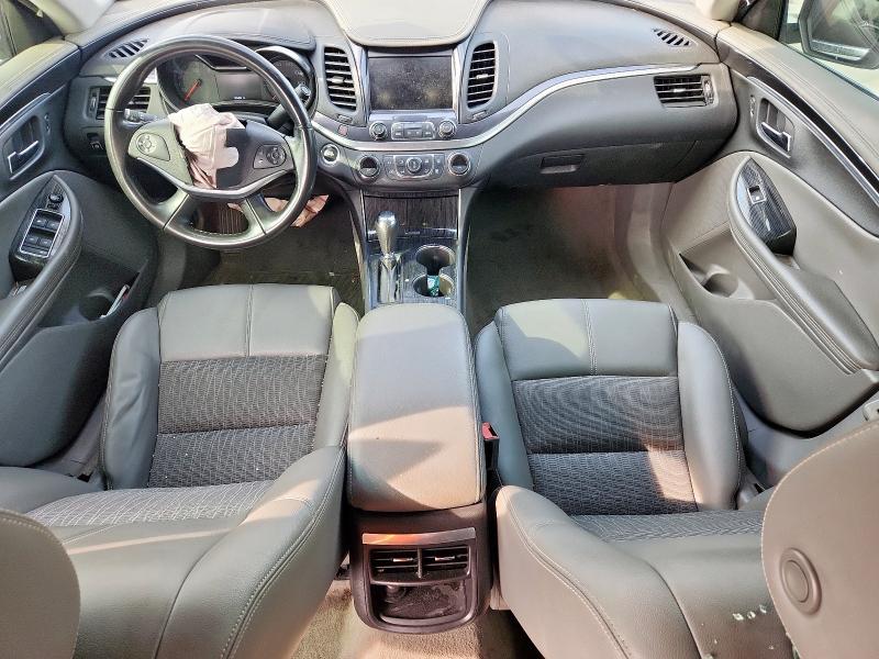 2G1105SA1J9155082 - 2018 CHEVROLET IMPALA LT ვერცხლისფერი ფოტო 8