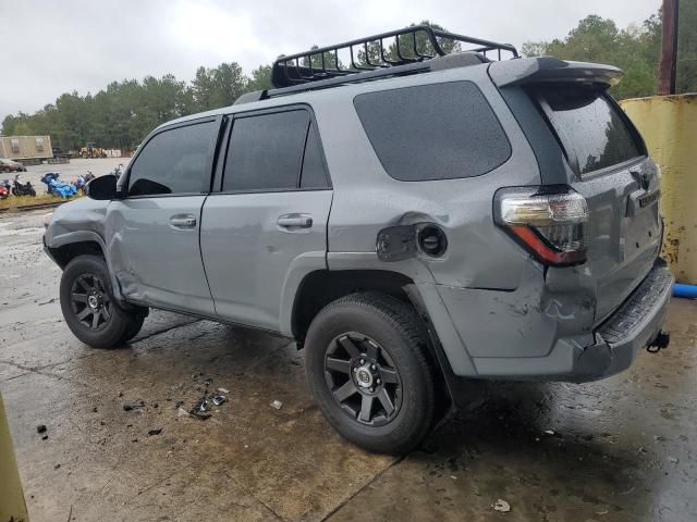 JTEBU5JR6M5869584 - 2021 TOYOTA 4RUNNER SR5/SR5 PREMIUM 银色 照片 2