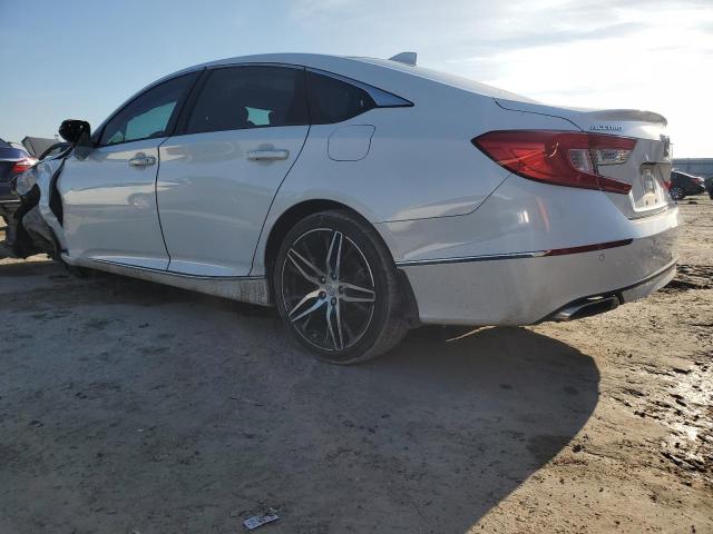 1HGCV2F96MA002448 - 2021 HONDA ACCORD TOURING WHITE photo 2