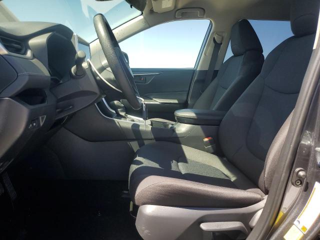 JTMMWRFV6SD292384 - 2025 TOYOTA RAV4 LE GRAY photo 7