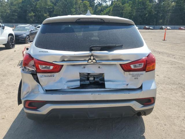 JA4AP3AW1JU014675 - 2018 MITSUBISHI OUTLANDER ES SILVER photo 6