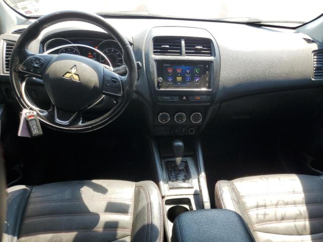 JA4AP3AW1JU014675 - 2018 MITSUBISHI OUTLANDER ES SILVER photo 8