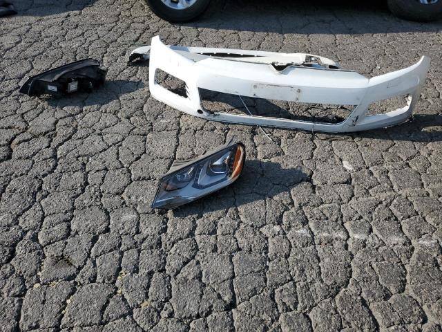 WVGEF9BP1DD013045 - 2013 VOLKSWAGEN TOUAREG V6 WHITE photo 13