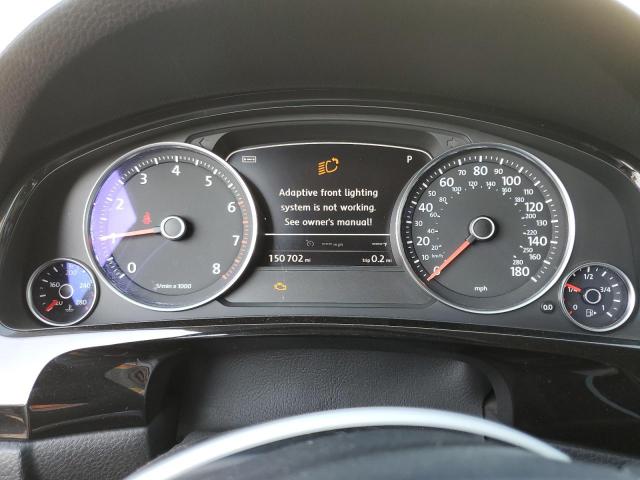 WVGEF9BP1DD013045 - 2013 VOLKSWAGEN TOUAREG V6 WHITE photo 9