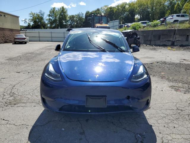 7SAYGDED5RF098249 - 2024 TESLA MODEL Y BLUE photo 5