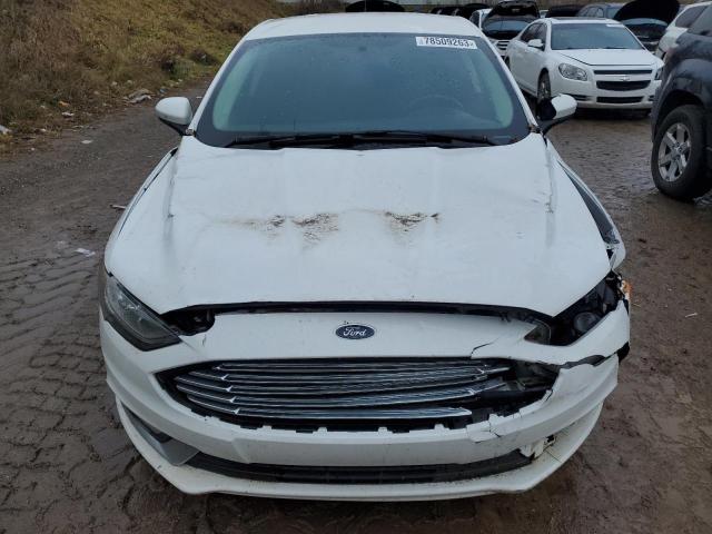 3FA6P0H78HR341316 - 2017 FORD FUSION SE WHITE photo 5