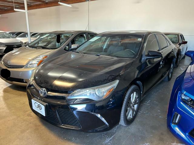 4T1BF1FK5HU330139 - 2017 TOYT CAMRY LE BLACK photo 2