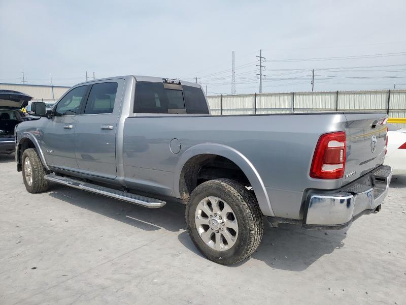 3C6UR5KL5LG148079 - 2020 RAM 2500 LARAMIE SILVER photo 2
