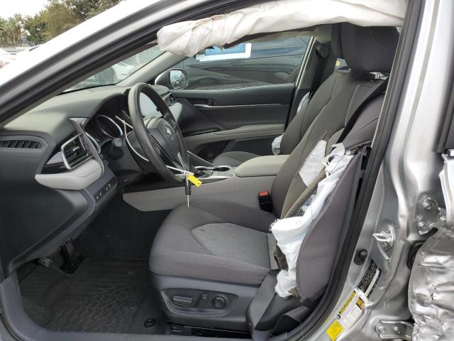 4T1C11AKXRU915844 - 2024 TOYOTA CAMRY LE SILVER photo 7