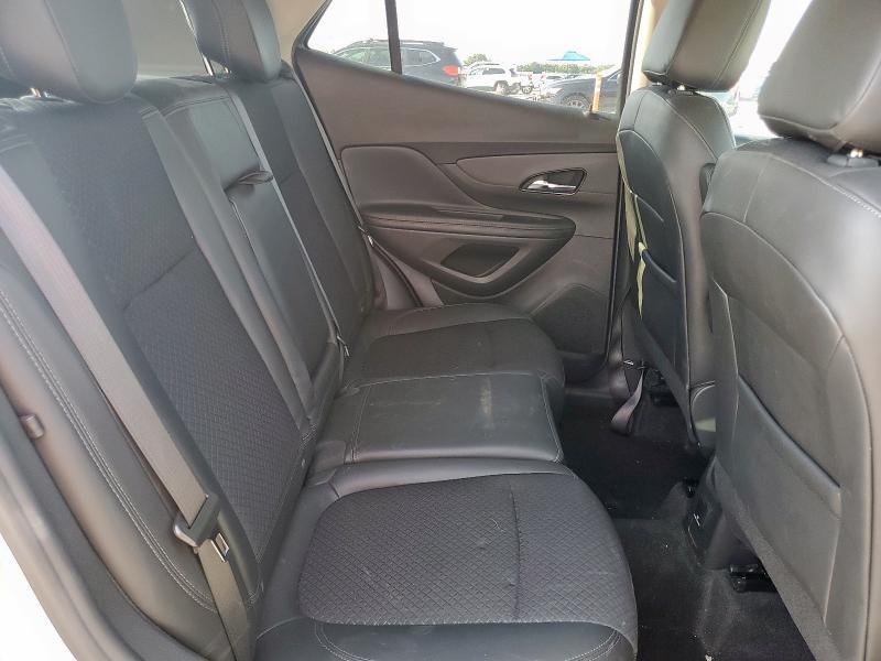 KL4CJASM2NB517970 - 2022 BUICK ENCORE PREFERRED SILVER photo 11