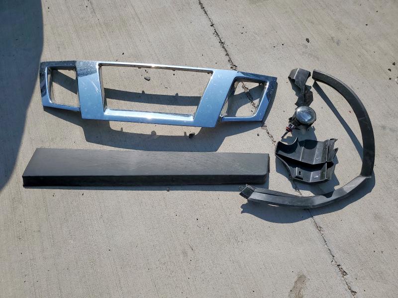 KL4CJASM2NB517970 - 2022 BUICK ENCORE PREFERRED SILVER photo 13