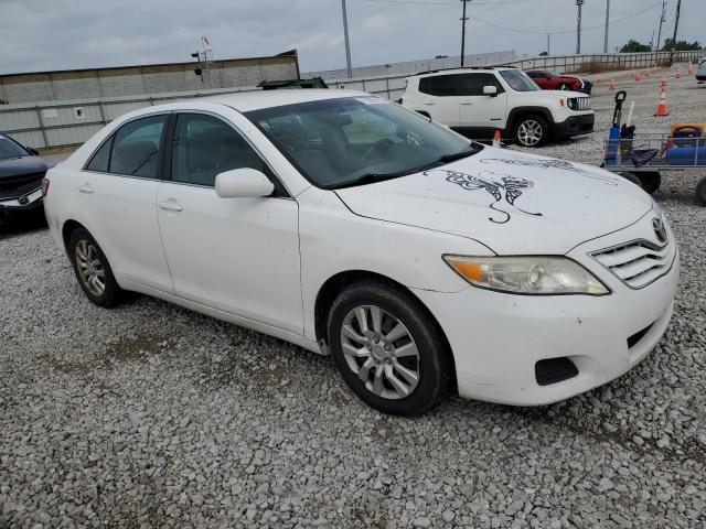 4T1BF3EK3BU777671 - 2011 TOYOTA CAMRY BASE WHITE photo 4