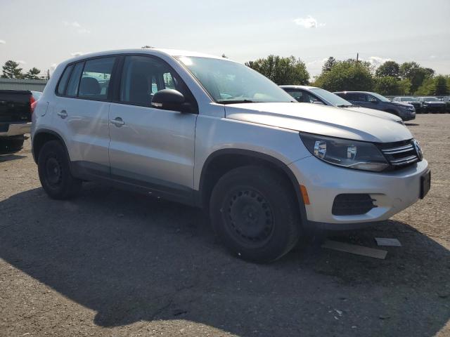 WVGAV7AX8HK045712 - 2017 VOLKSWAGEN TIGUAN S SILVER photo 4