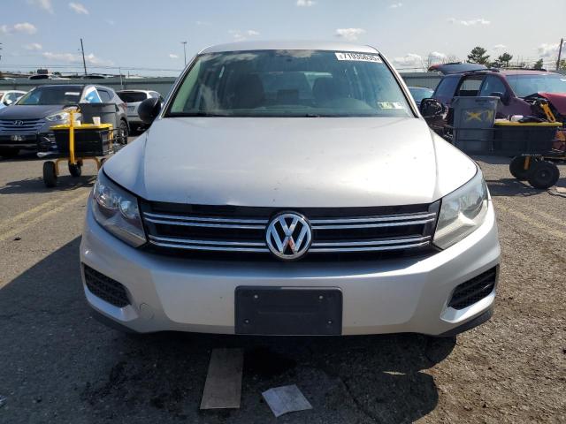 WVGAV7AX8HK045712 - 2017 VOLKSWAGEN TIGUAN S SILVER photo 5