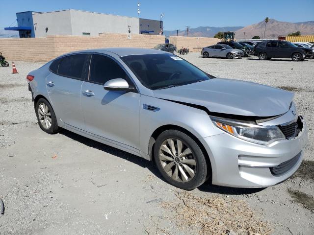 5XXGT4L33JG273341 - 2018 KIA OPTIMA LX SILVER photo 4