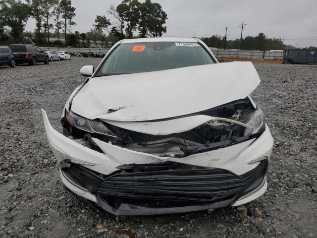 4T1C11AK7MU463926 - 2021 TOYOTA CAMRY LE WHITE photo 5