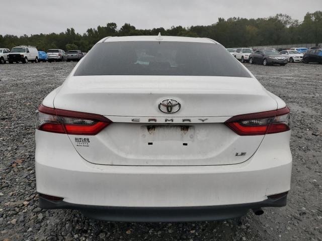 4T1C11AK7MU463926 - 2021 TOYOTA CAMRY LE WHITE photo 6