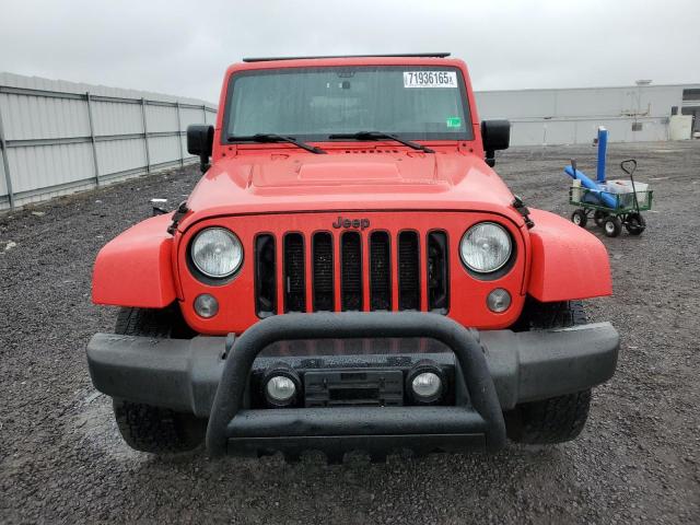 1C4BJWEG8FL754396 - 2015 JEEP WRANGLER U SAHARA RED photo 5