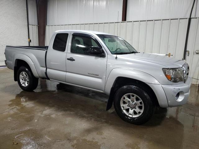 5TEUX42N19Z641751 - 2009 TOYOTA TACOMA ACCESS CAB SILVER photo 4