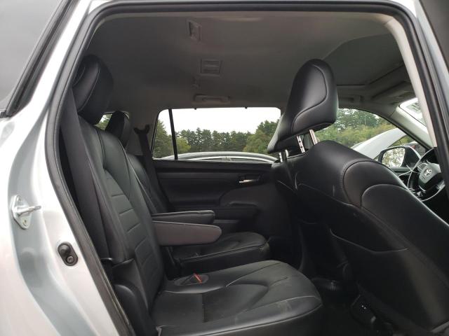 5TDGZRBH5MS074058 - 2021 TOYOTA HIGHLANDER XLE Gümüş foto 11